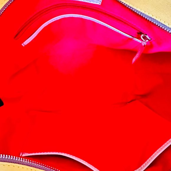 LIKE NEW DOONEY & BOURKE LARGE TOTE WITH DUST BAG - Picture 11 of 13